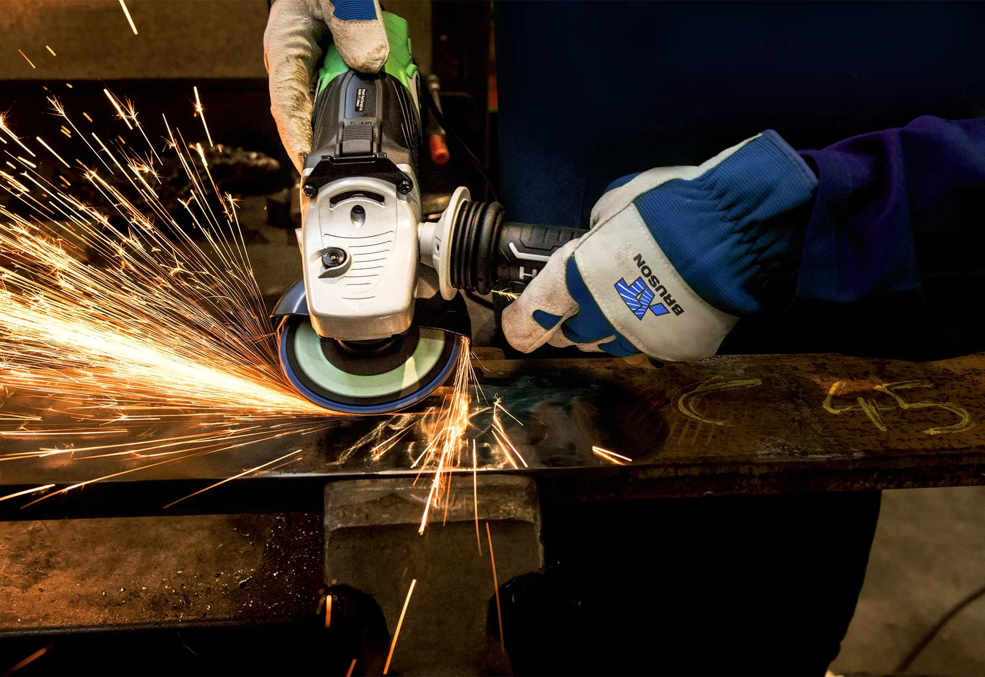 Terceirização Metalúrgica - Acabamento de solda